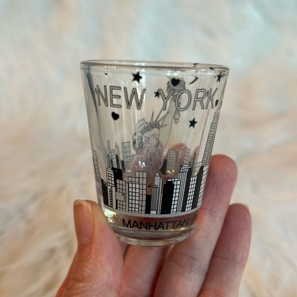 Manhattan New York shot glass